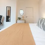 Boutique 2br - Prime Uni District - Sleeps 5 Appartement *