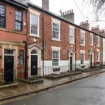 Boutique 2br - Prime Uni District - Sleeps 5