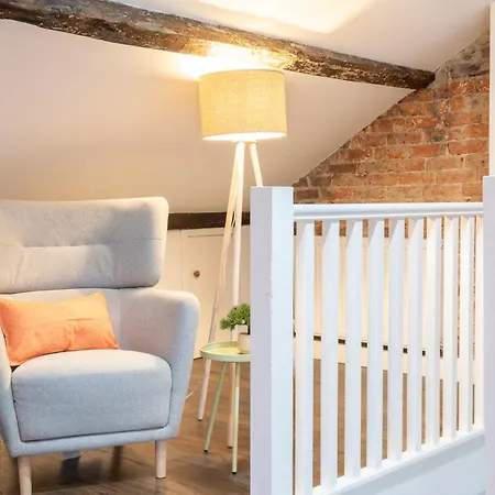 Apartman Stylish By Uni - Sleeps 5 Leeds