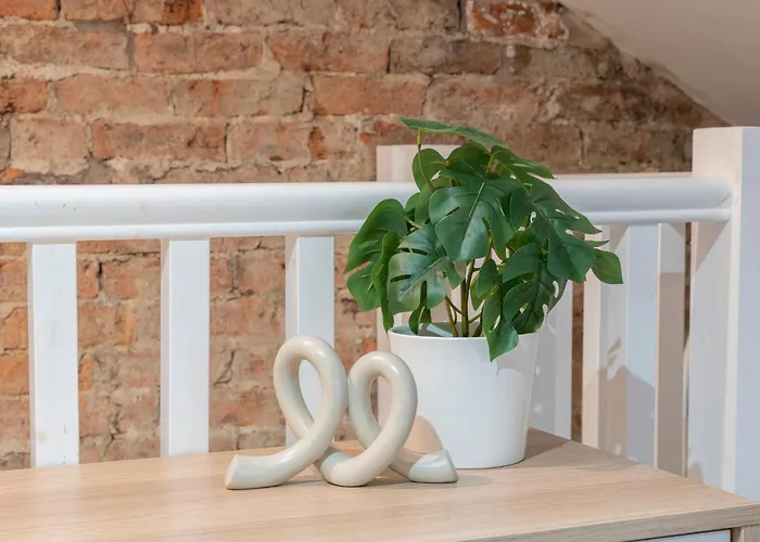 Apartamento Spacious 2-Bed Near LGI - Ideal for 5