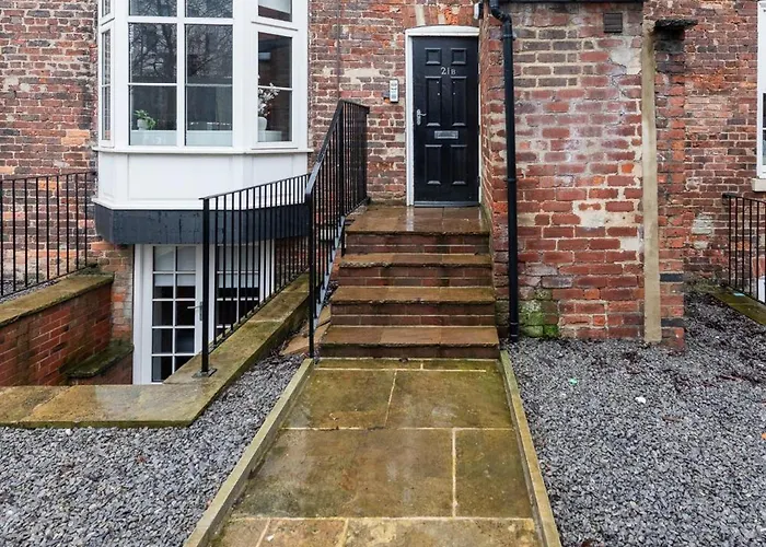 Apartment Modern 2-Bed - Sofa - Walk To Uni & Lgi Leeds (West Yorkshire)