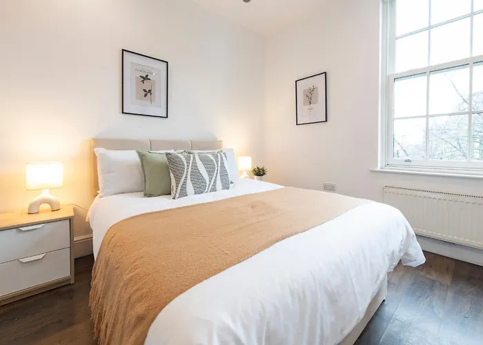 Spacious 2-Bed Near LGI - Ideal for 5 Apartamento Leeds (West Yorkshire)